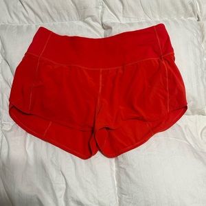 Lululemon Speed Up Mid Rise Short 2.5”